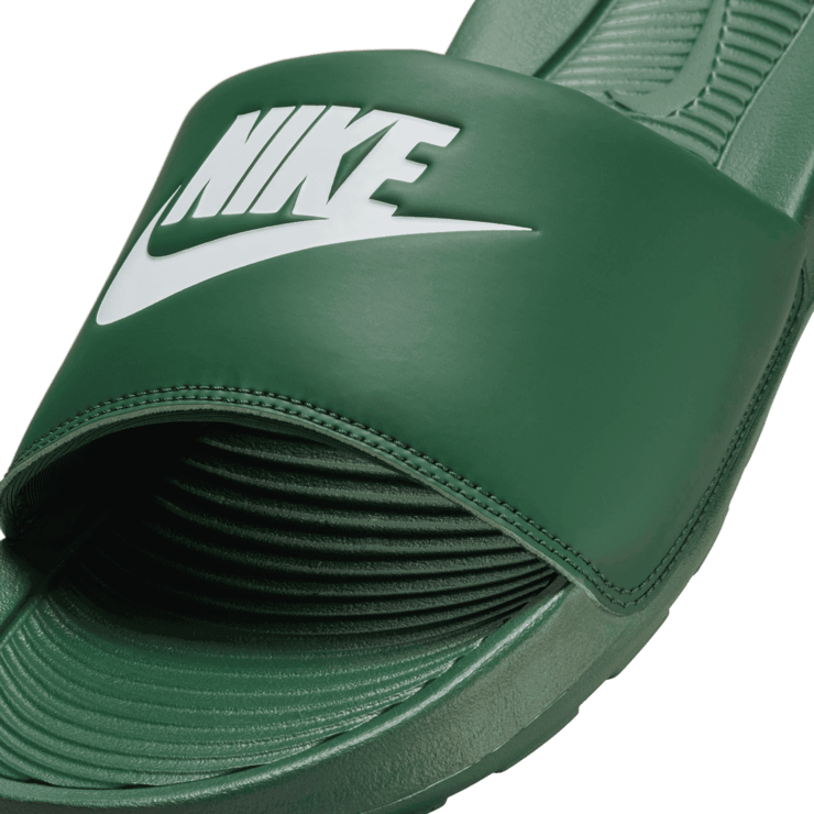 Nike Victori One Slides Angle 3