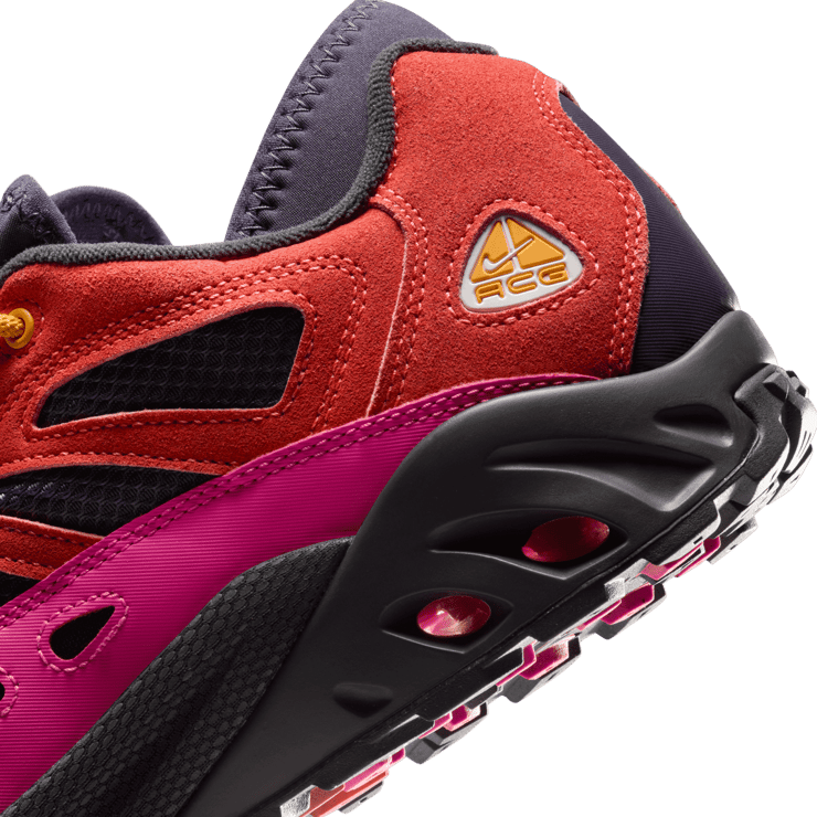 Nike ACG Air Exploraid Angle 5