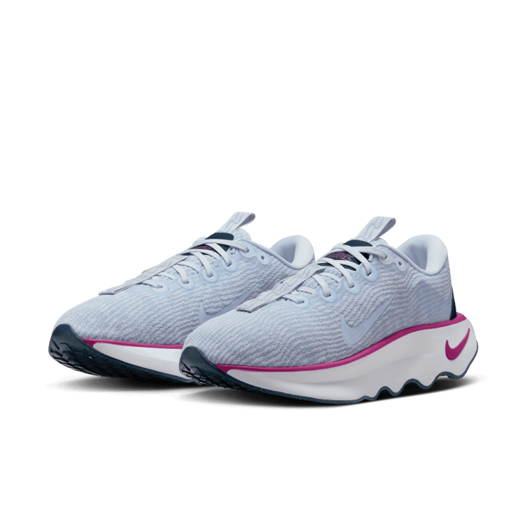 Nike Motiva Walking Angle 2