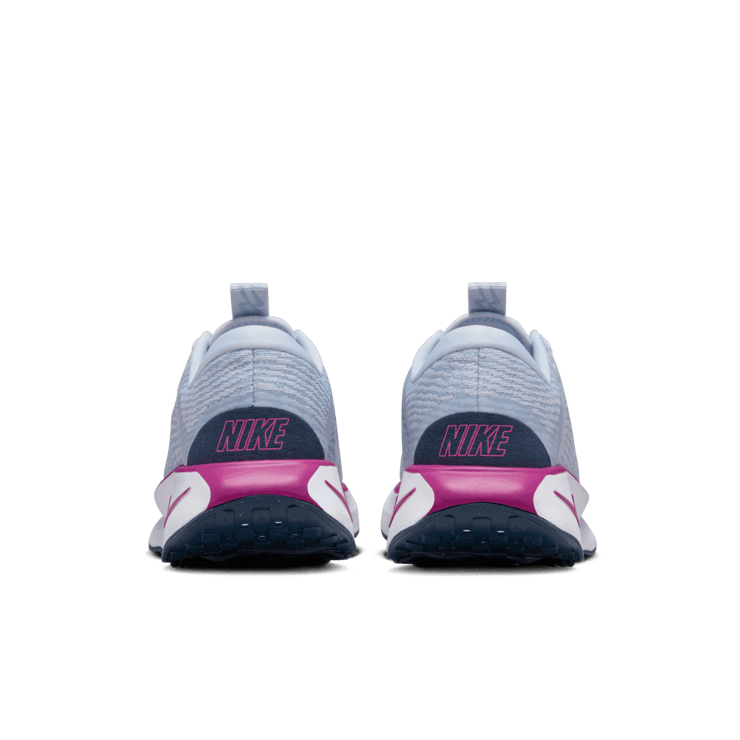 Nike Motiva Walking Angle 3