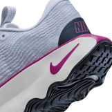 Nike Motiva Walking Angle 5