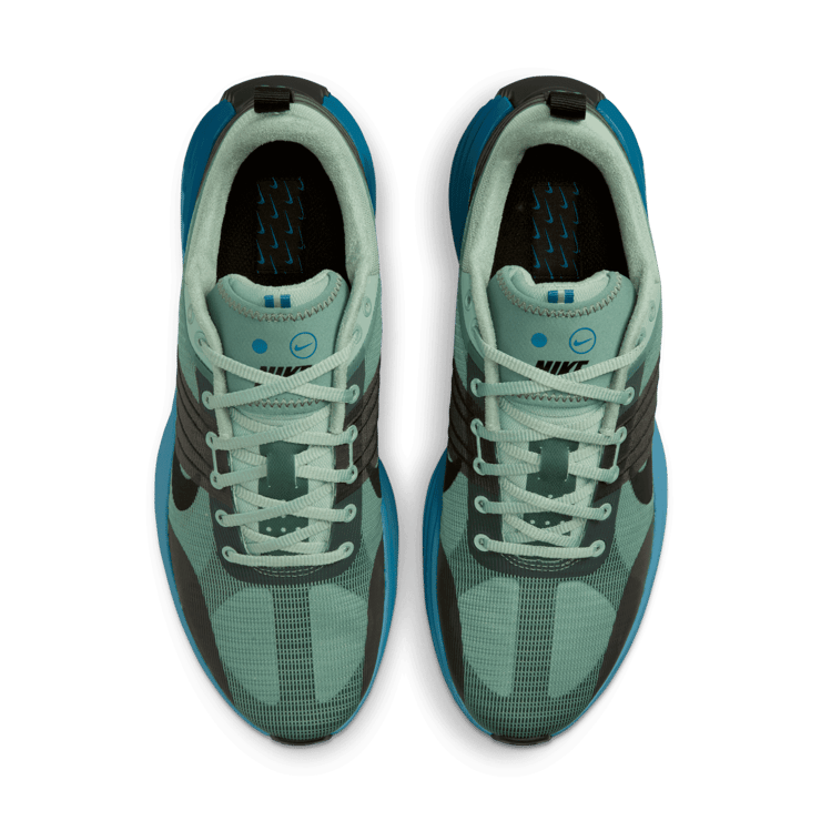 Nike Lunar Roam Angle 1