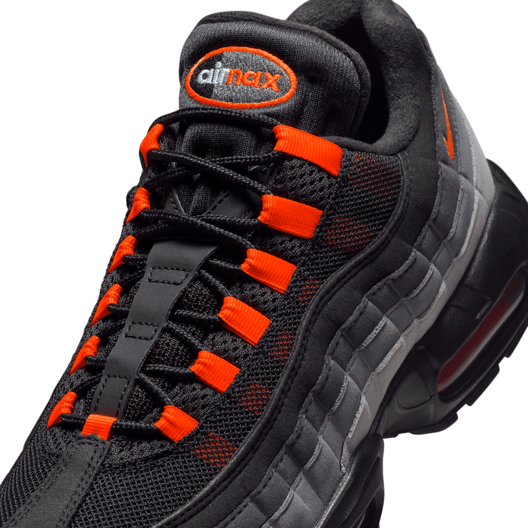 スニーカー Nike AIR MAX 95 Casual Shoes FV4710-002 Nike Air Max 95 Black Hyper Crimson - FV4710-002 Release Info