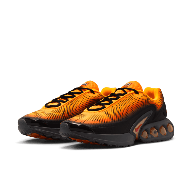 Nike Air Max DN SE Laser Orange Angle 2