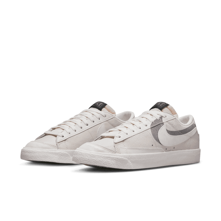 Nike Blazer Low 77 Premium Halloween Angle 1