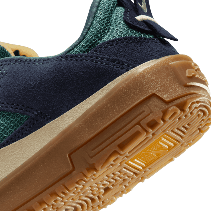 Nike SB Day One Skate (GS) Angle 5