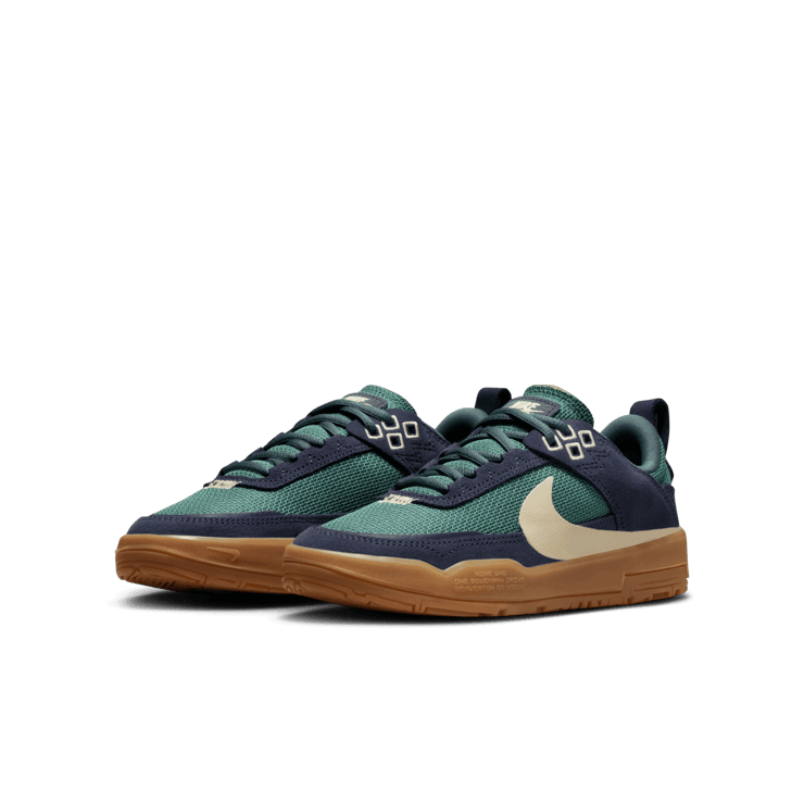 Nike SB Day One Skate (GS) Angle 2