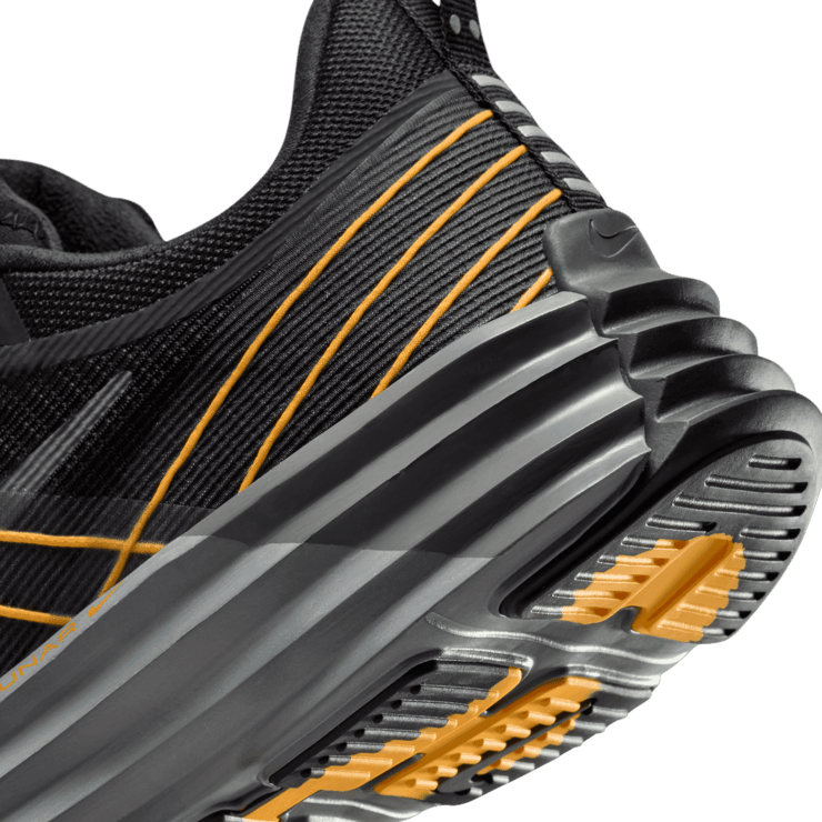 Nike Lunar Roam Angle 5