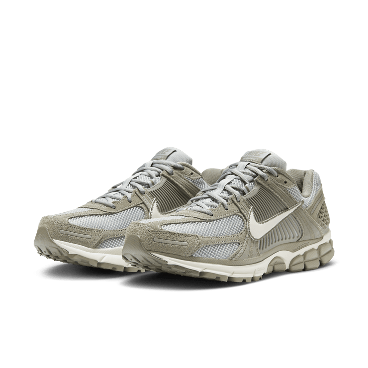 Nike Air Zoom Vomero 5 'Dark Stucco' Angle 2