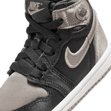 Air Jordan 1 Retro High OG Satin Shadow (TD) Angle 5