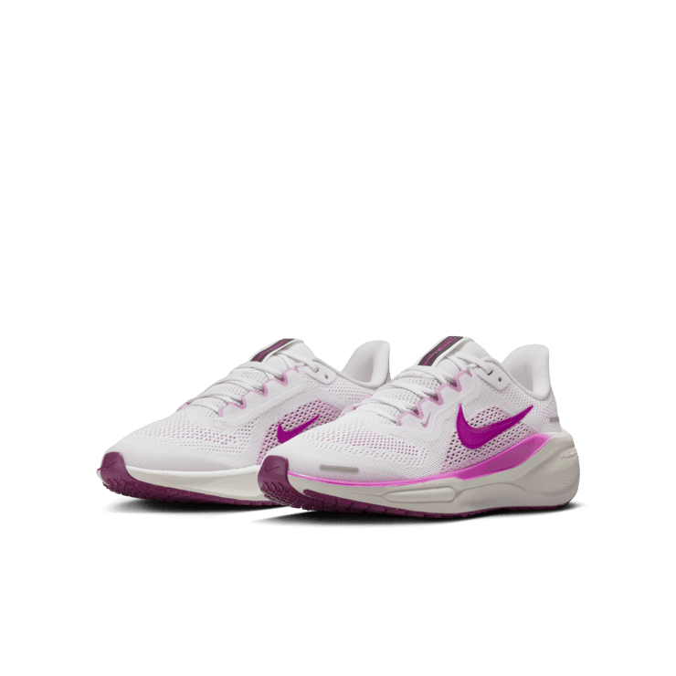 Nike Pegasus 41 Road (GS) Angle 2