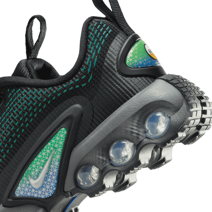 Nike Air Max Dn (PS) Angle 5