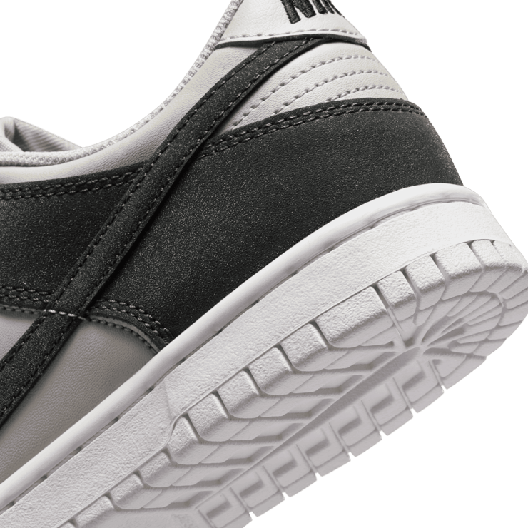 Nike Dunk Low (GS) Angle 5