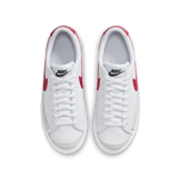 Nike Blazer Low '77 (GS) Angle 1