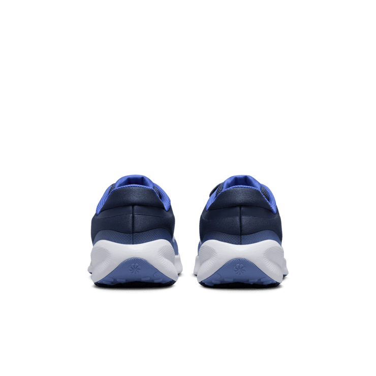 Nike Revolution 7 (GS) Angle 3