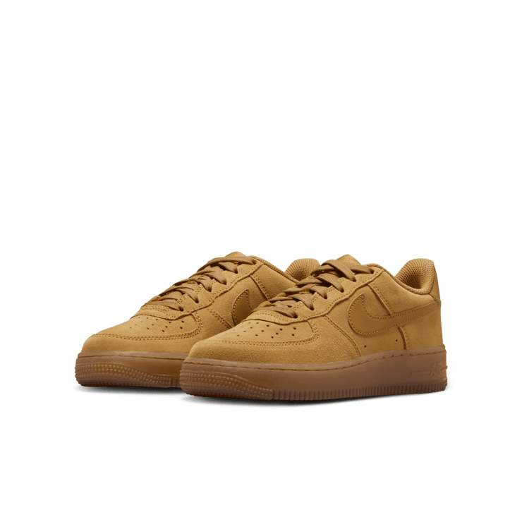 Nike Air Force 1 LV8 (GS) Angle 2