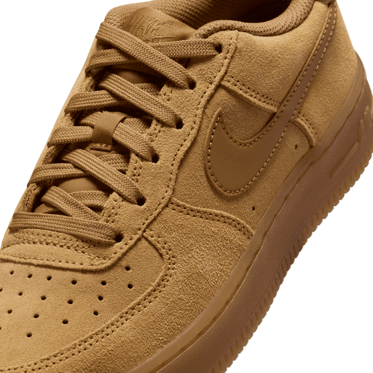 Nike Air Force 1 LV8 (GS) Angle 4