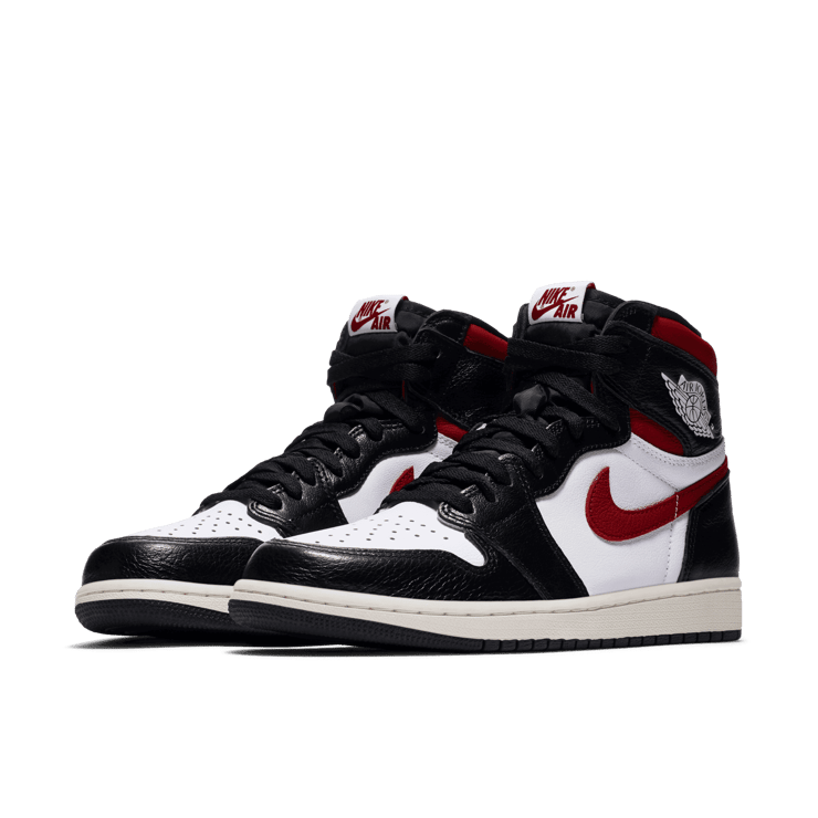 Jordan 1 Retro High Black Gym Red Angle 2