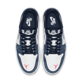 Jordan 1 Low SB Midnight Navy Angle 1