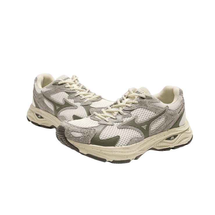 Mizuno Racer S Angle 1