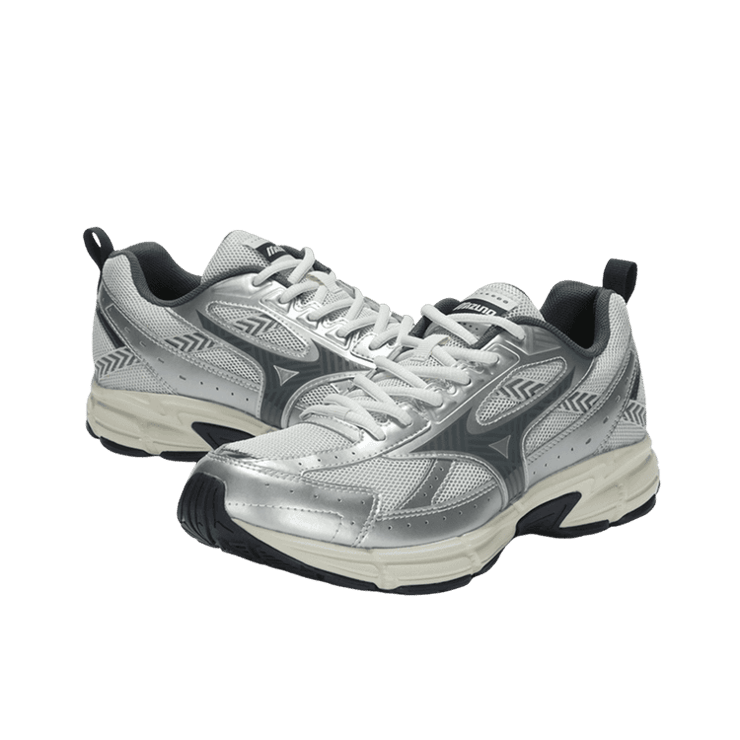 Mizuno Cyclone Speed 2K Silver Grey Angle 1