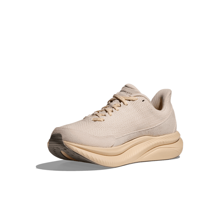 Hoka One One Mach 6 LS Reformation Crochet Angle 1