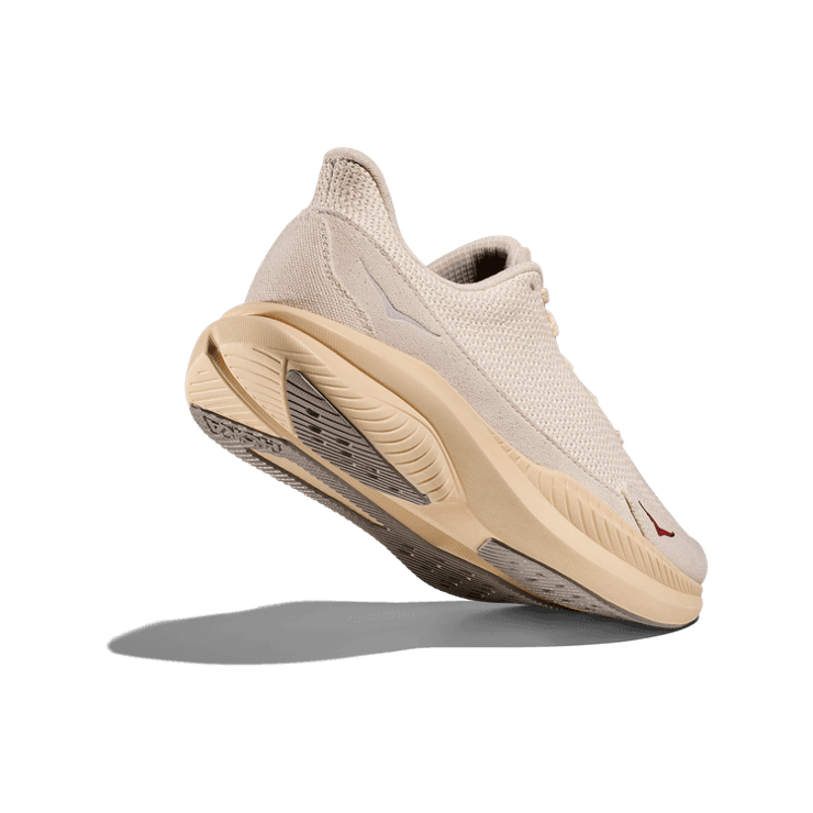 Hoka One One Mach 6 LS Reformation Crochet Angle 2