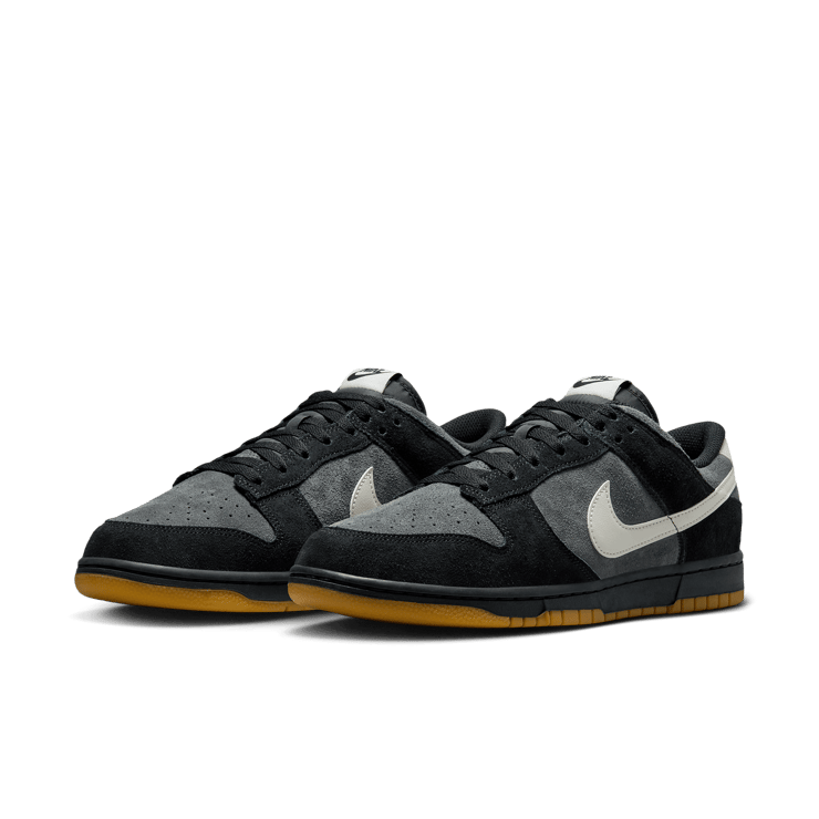 Nike Dunk Low Suede Black Anthracite Angle 3