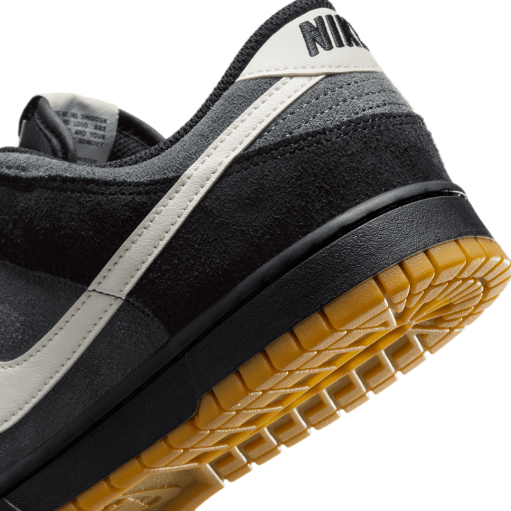 Nike Dunk Low Suede Black Anthracite Angle 6