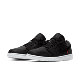 Jordan 1 Low Paris Saint-Germain Angle 2