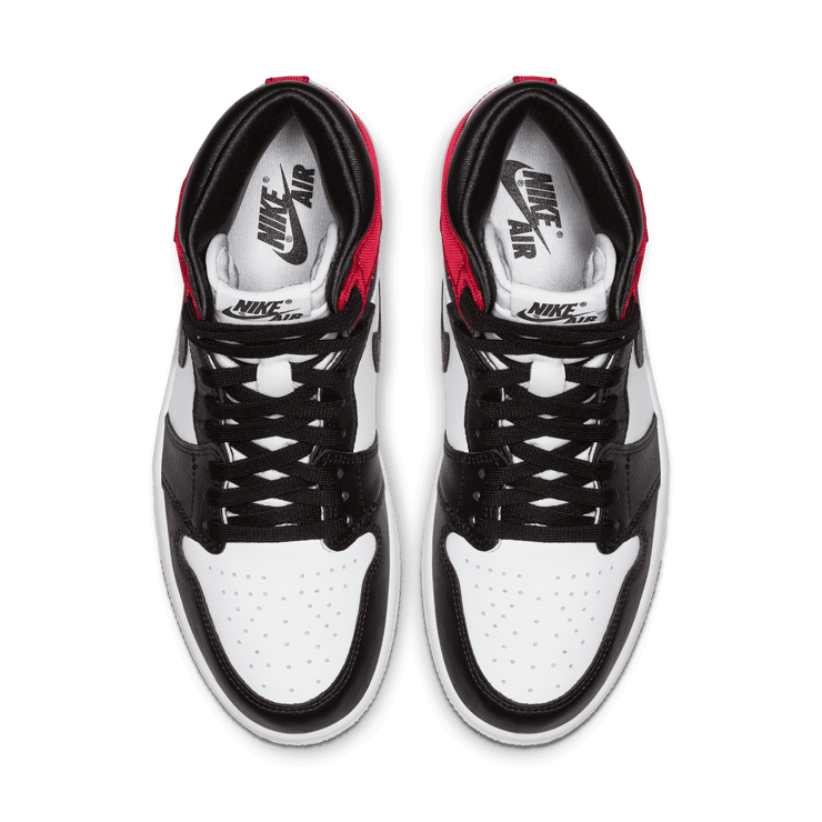 Jordan 1 Retro High Satin Black Toe (W) Angle 1