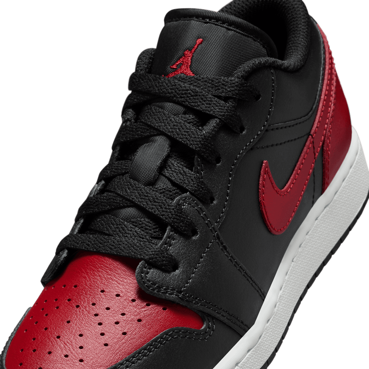 Air Jordan 1 Low Bred Twist (GS) Angle 5