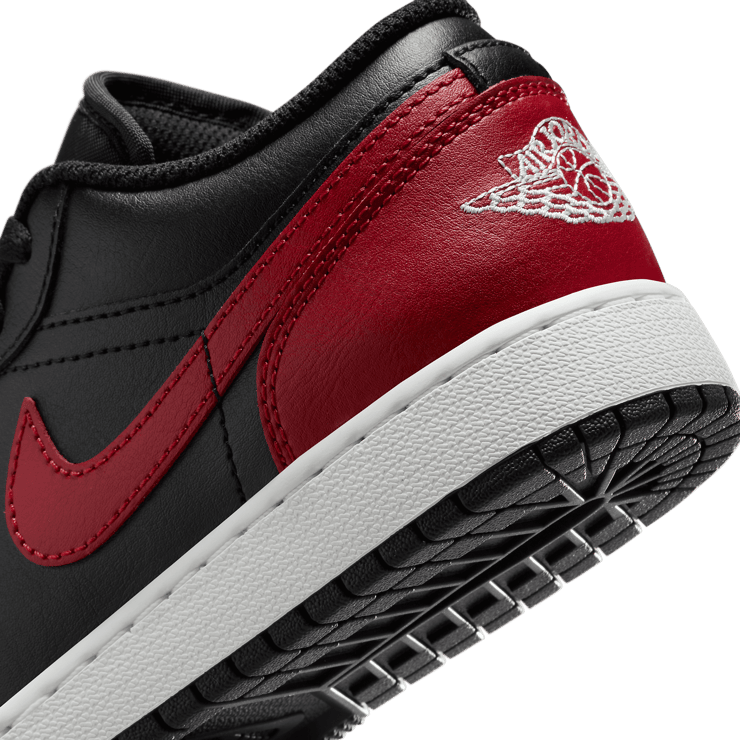 Air Jordan 1 Low Bred Twist (GS) Angle 6