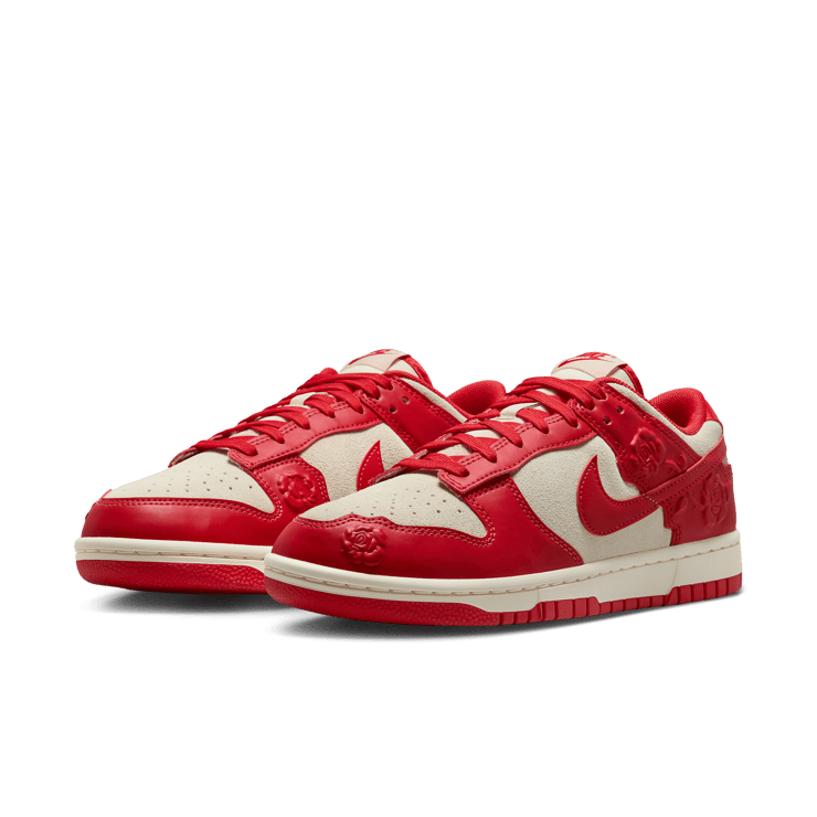 Nike Dunk Low Roses (W) Angle 3