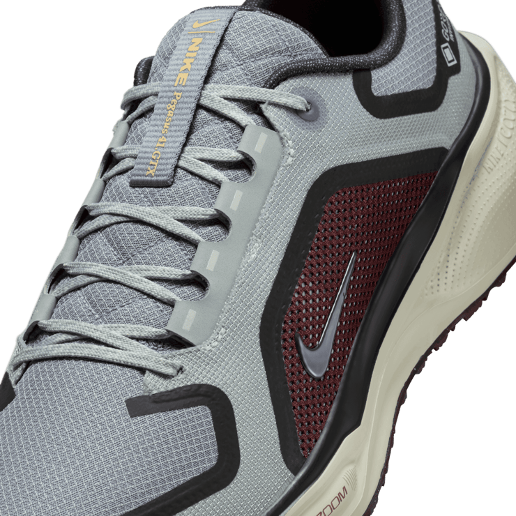 Nike Pegasus 41 GORE-TEX Waterproof Road Angle 4