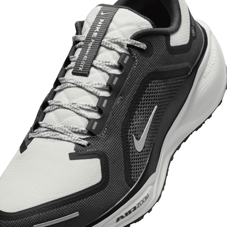 Nike Pegasus 41 GORE-TEX Waterproof Road Angle 4