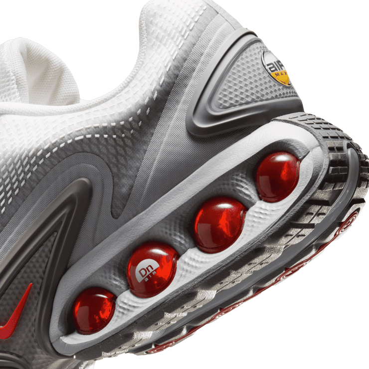 Nike Air Max Dn SE Angle 5