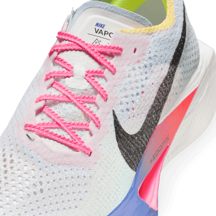 Nike Vaporfly 3 Road Racing Angle 4