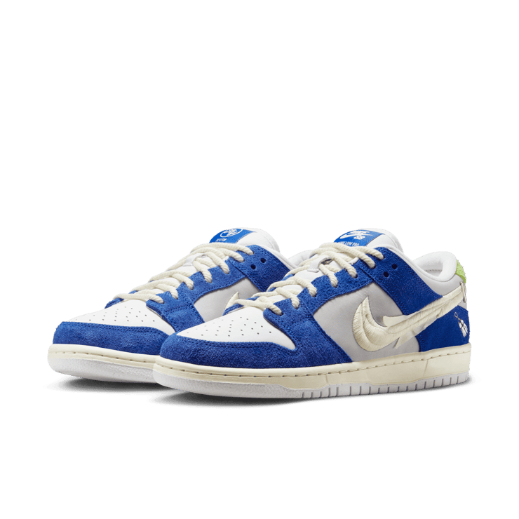 Nike SB Dunk Low Pro Fly Streetwear Gardenia Angle 2