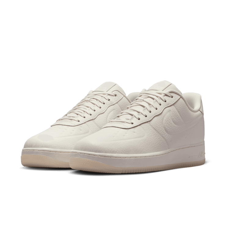 Nike Air Force 1 '07 Pro-Tech Winterized Angle 2