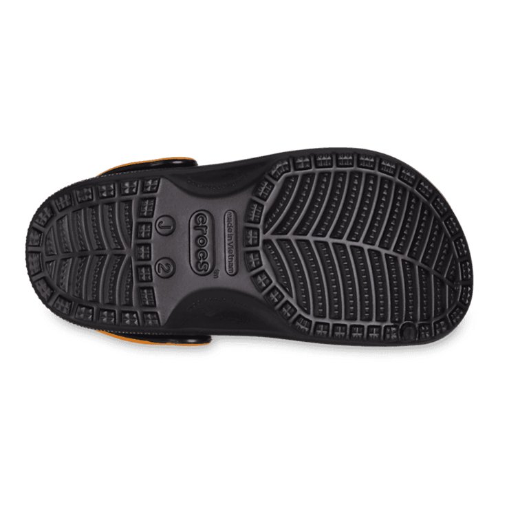 Crocs Classic Clog Pokémon Charizard (GS) Angle 2