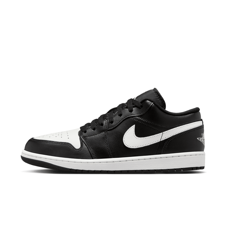 Air Jordan 1 Low Black Summit White Angle 0