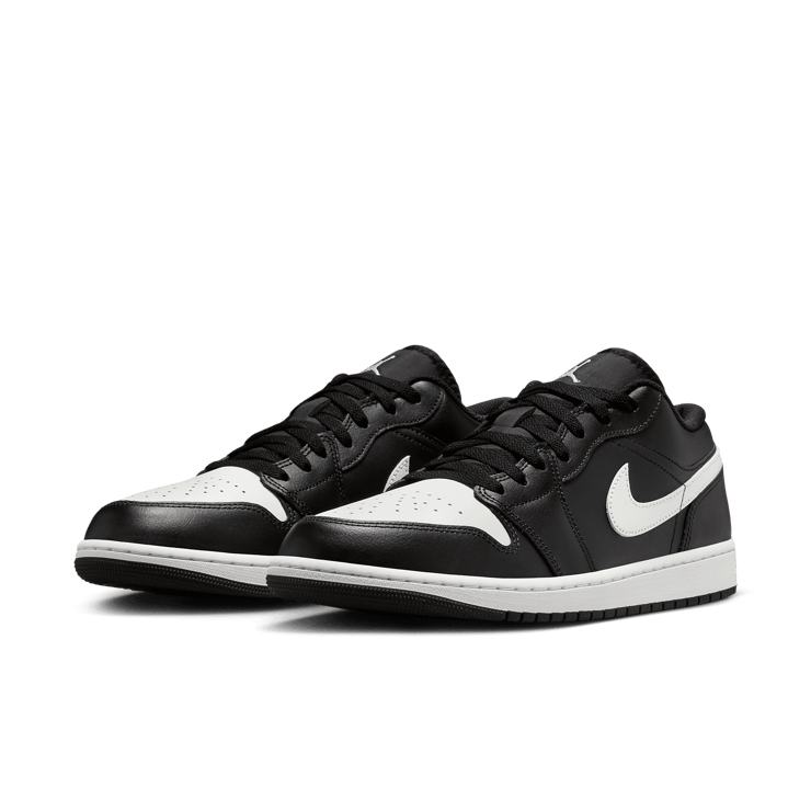 Air Jordan 1 Low Black Summit White Angle 3