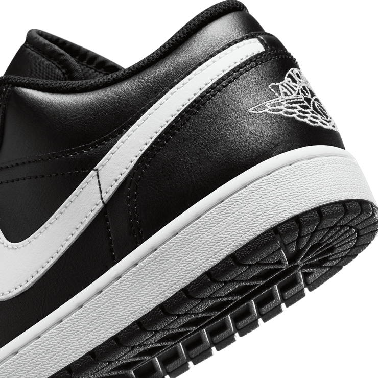 Air Jordan 1 Low Black Summit White Angle 6