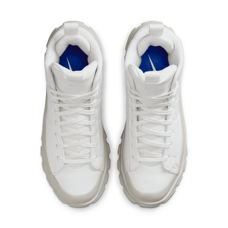 Nike Blazer Roam Mid Winterized Angle 1