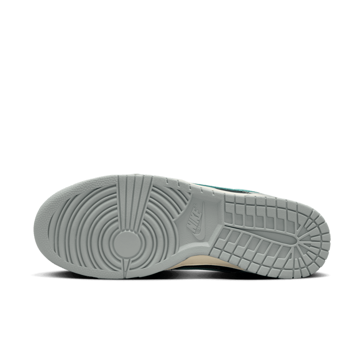 Nike Dunk Low Premium 'Dark Obsidian Green Frost' Angle 0