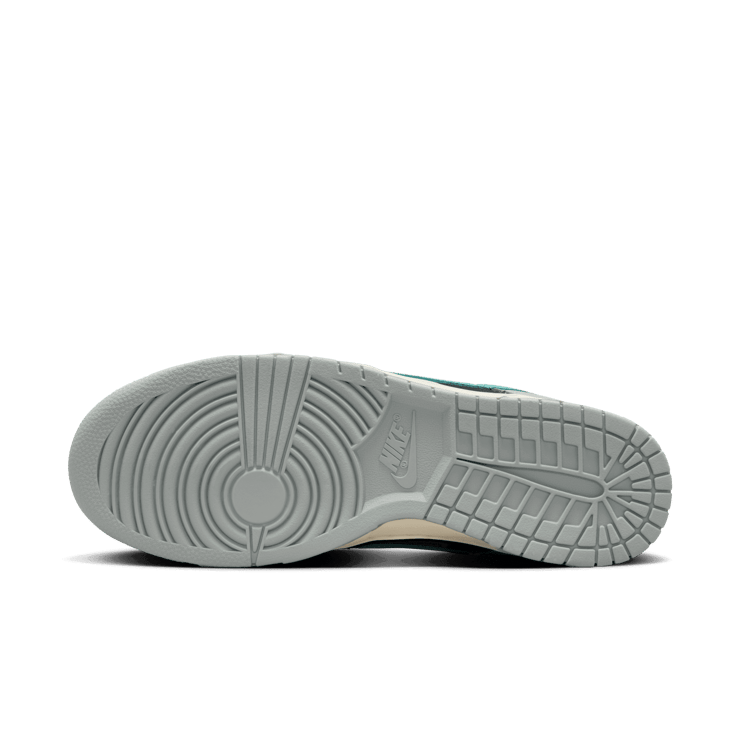 Nike Dunk Low Premium 'Dark Obsidian Green Frost' Angle 0