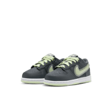 Nike Dunk Low (PS) Angle 2