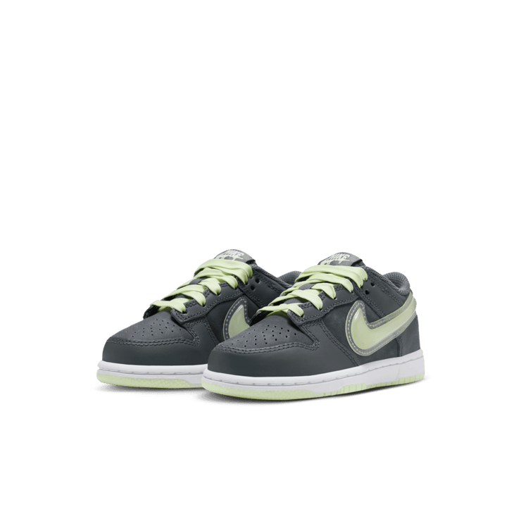 Nike Dunk Low (PS) Angle 2