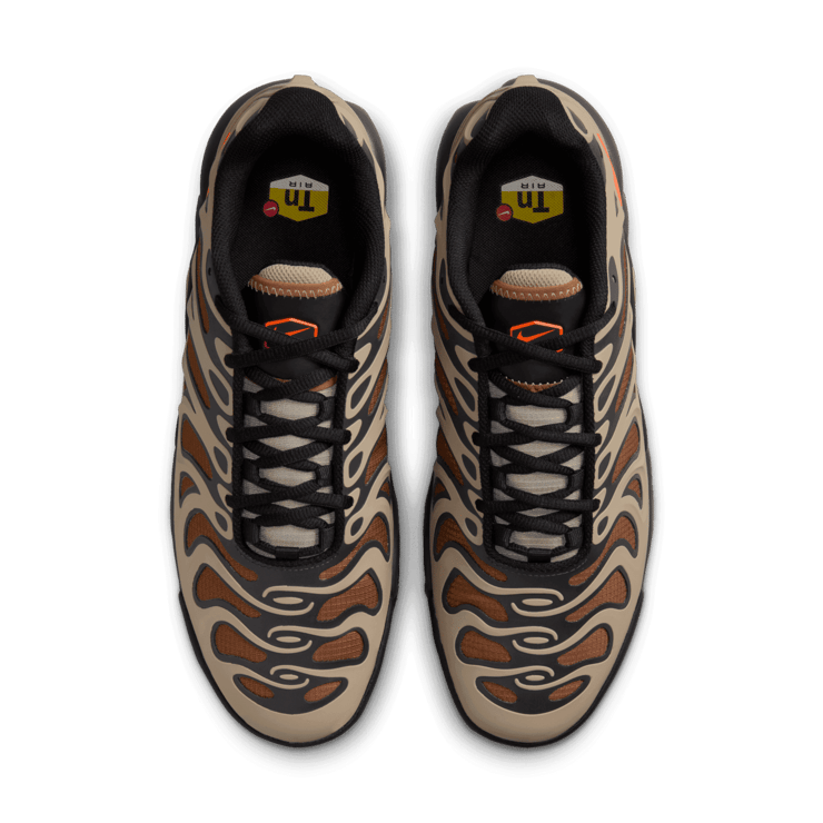 Nike Air Max Plus Drift Winterized Angle 1